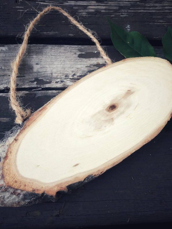 Petite enseigne en bois